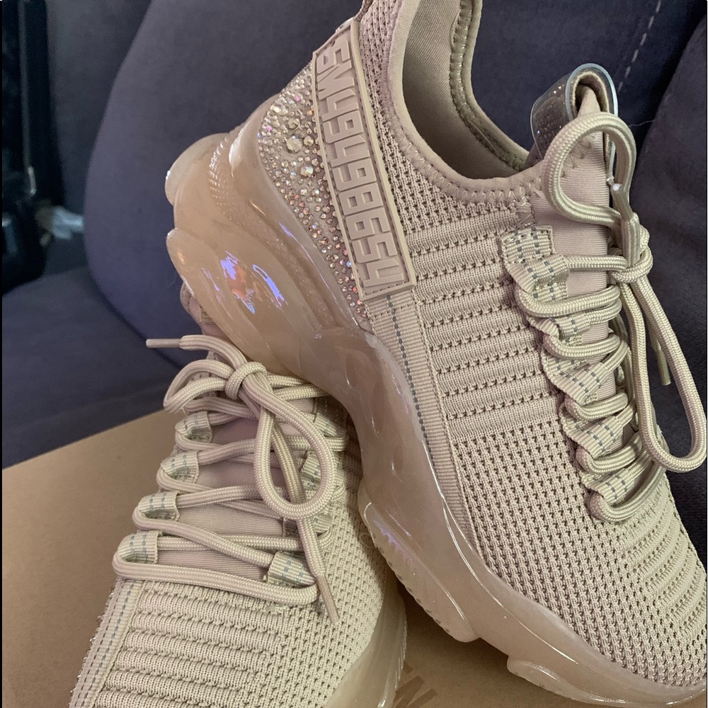 Steve Madden Maxima Tennis Shoes, Worn Once